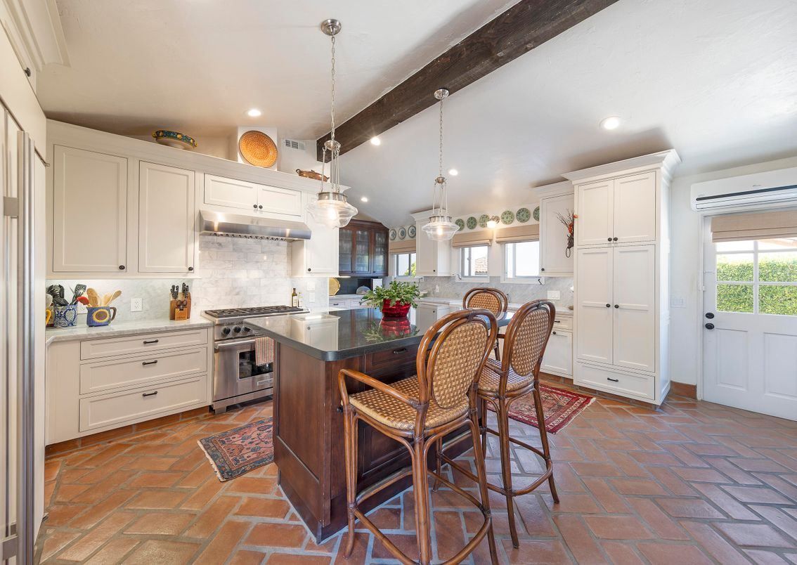 Interior, Kitchen, Pendant Lights, Recessed Lighting, Stainless Steel Appliances, Wooden Beams