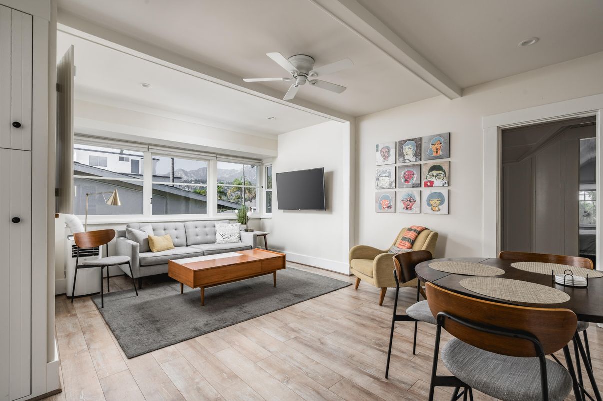 Dining room, Interior, Living room, Recessed Lighting, Wood Texture Flooring