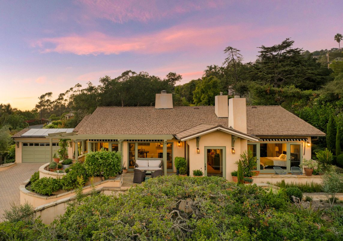 Attached, Exterior, Facade, Solar Panels, Ranch