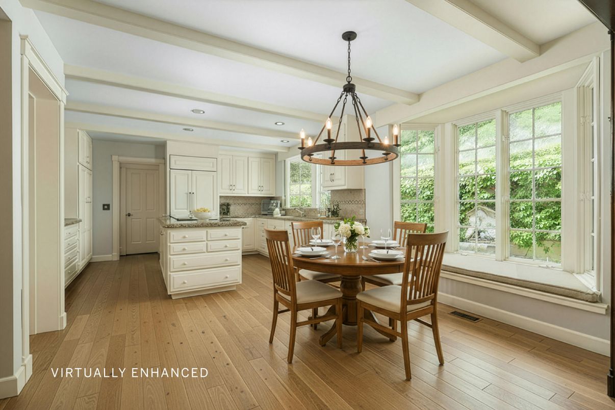 Chandelier, Dining room, Interior, Kitchen, Pendant Lights, Recessed Lighting, Wood Texture Flooring