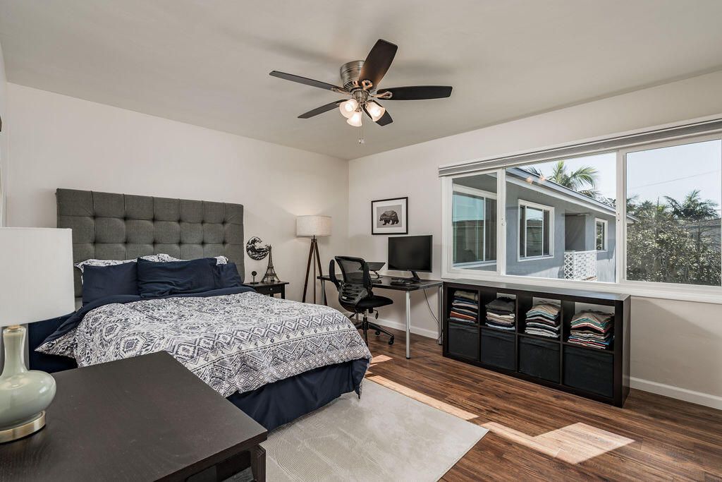 Bedroom, Home Office, Interior, Wood Texture Flooring