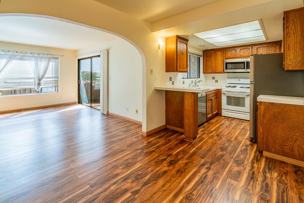 Interior, Kitchen, Stainless Steel Appliances, Wood Texture Flooring