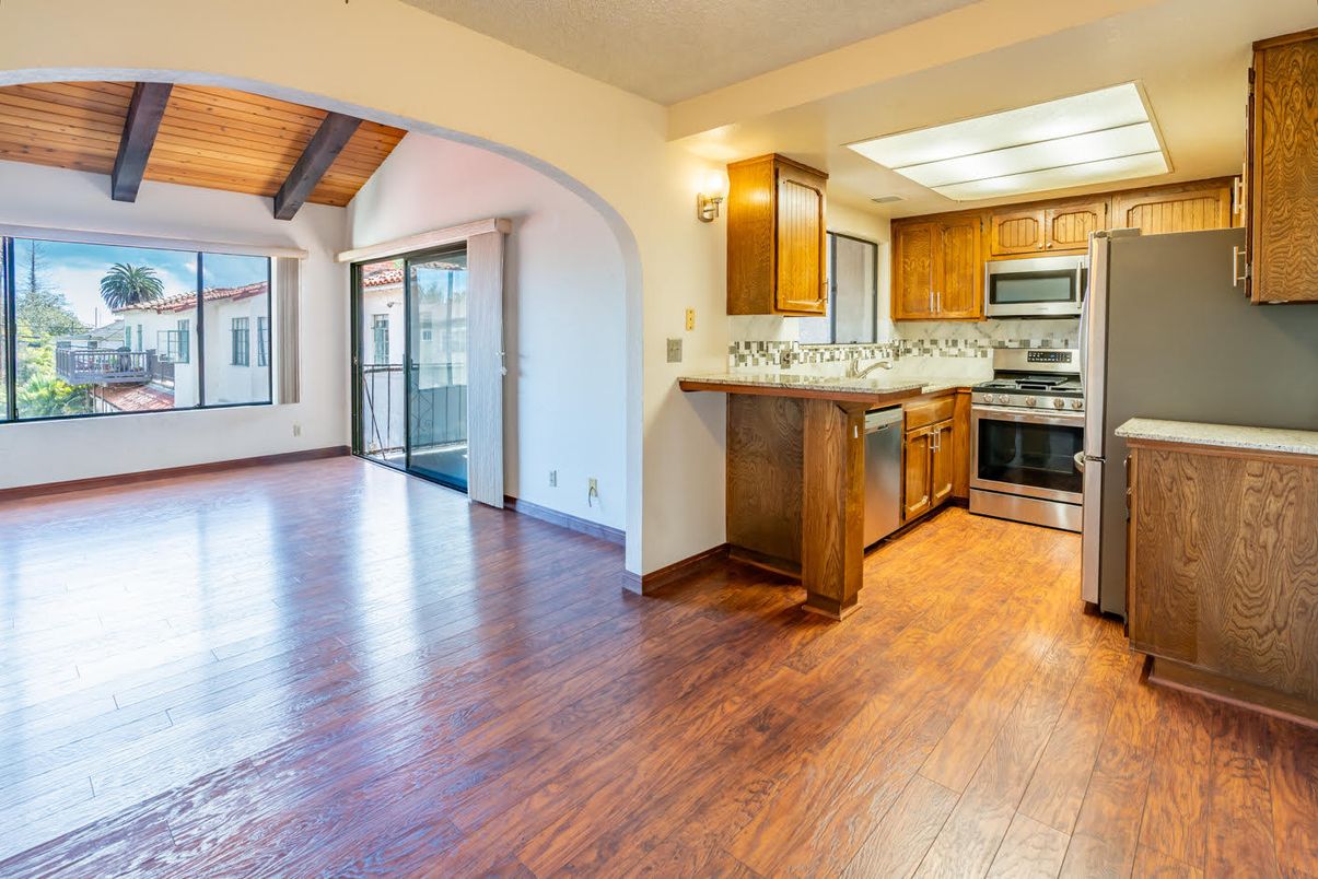 Interior, Kitchen, Stainless Steel Appliances, Wooden Beams, Wooden Ceilings, Wood Texture Flooring