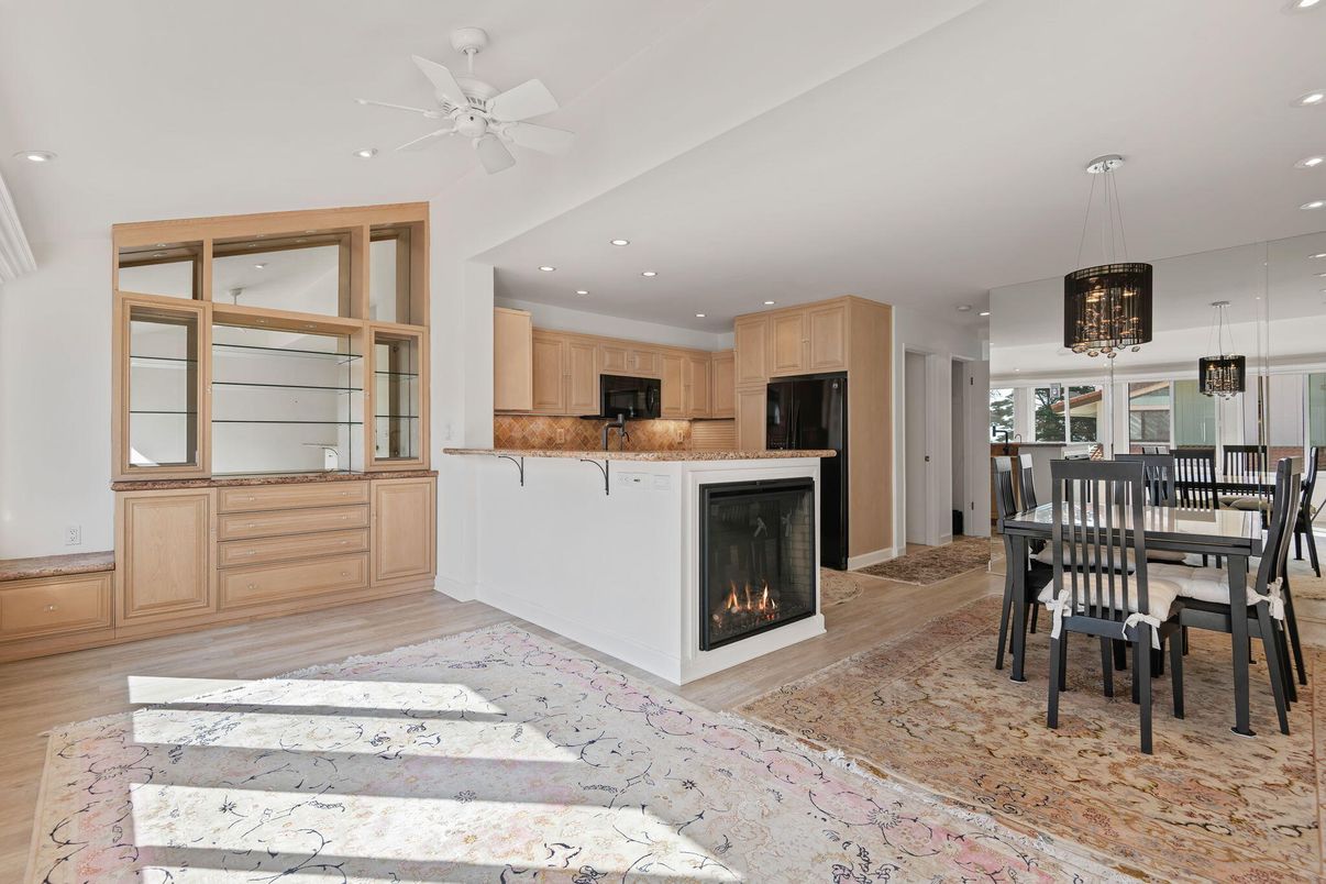 Dining room, Fireplace, Interior, Kitchen, Pendant Lights, Recessed Lighting, Wood Texture Flooring