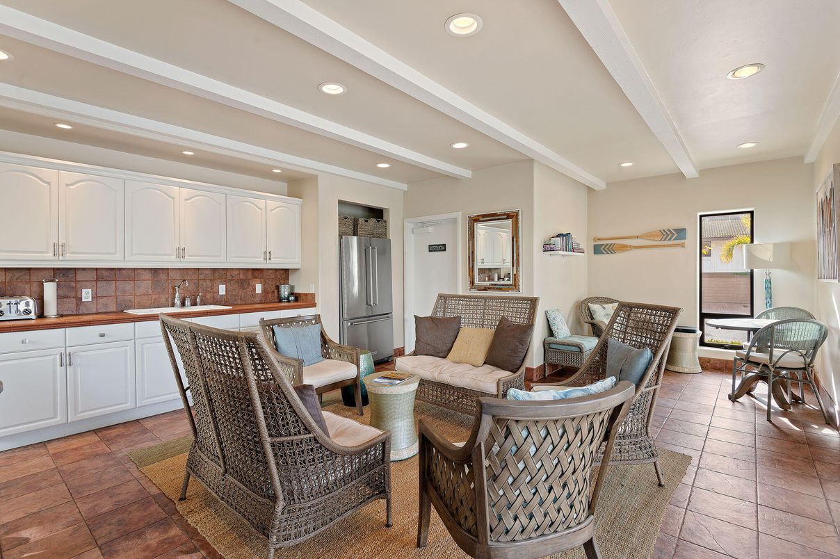 Interior, Kitchen, Living room, Recessed Lighting