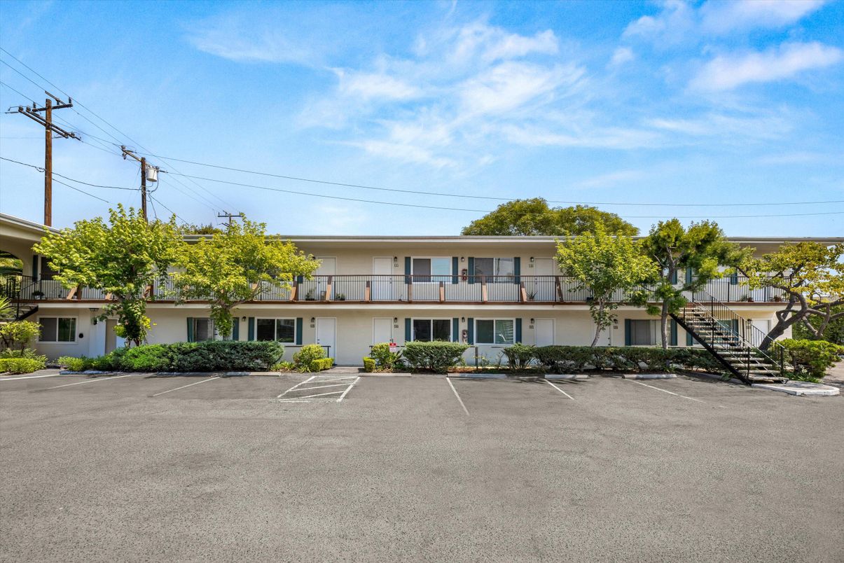 Exterior, Facade, Condo Building