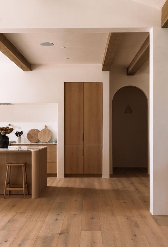 Interior, Recessed Lighting, Wood Texture Flooring