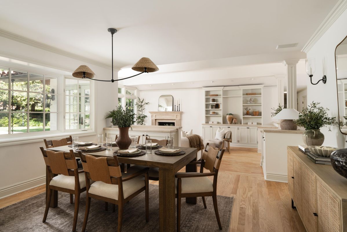 Dining room, Fireplace, Interior, Pendant Lights, Wood Texture Flooring