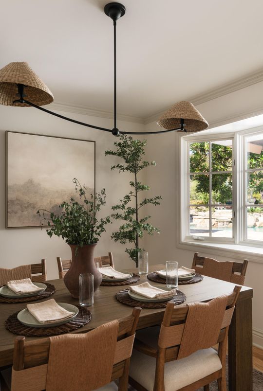 Dining room, Interior