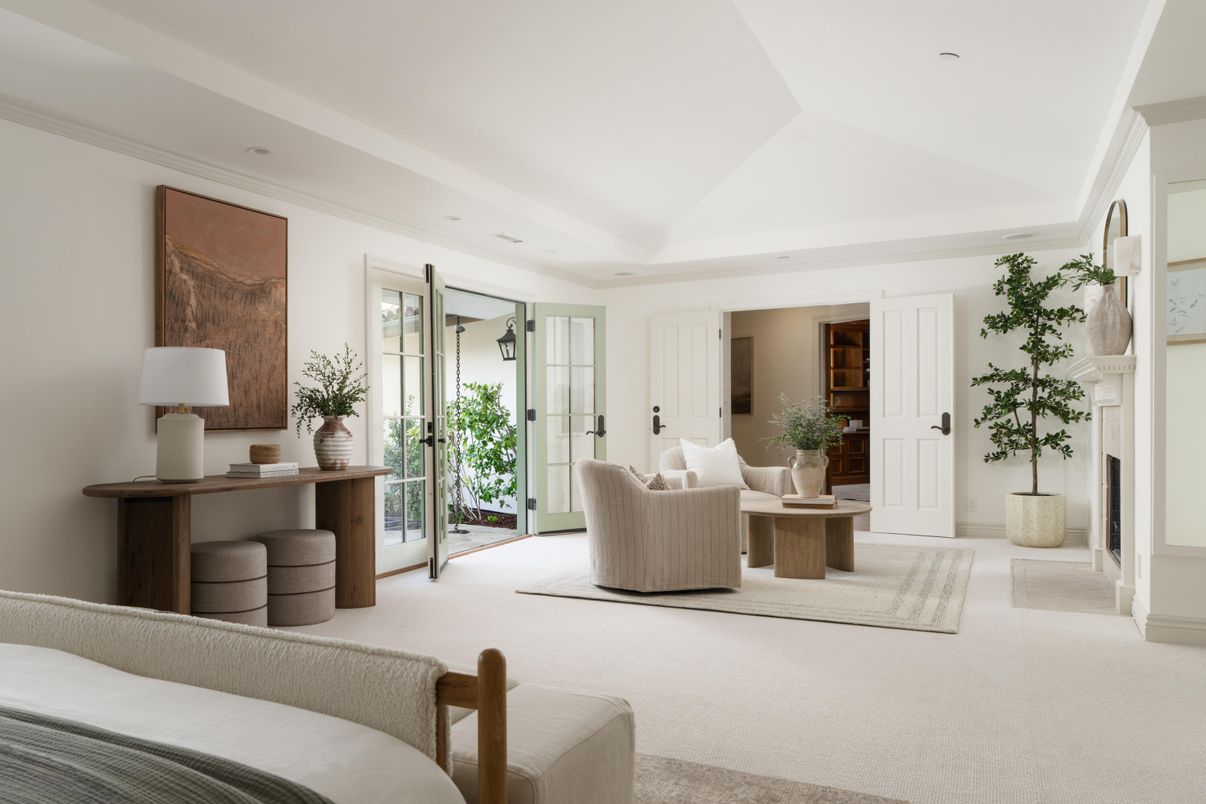 Fireplace, Interior, Living room, Recessed Lighting