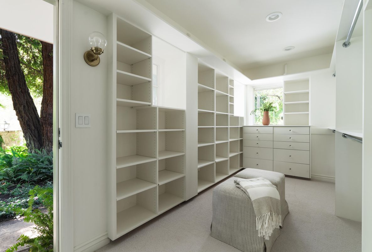 Interior, Recessed Lighting, Walk-in Closets