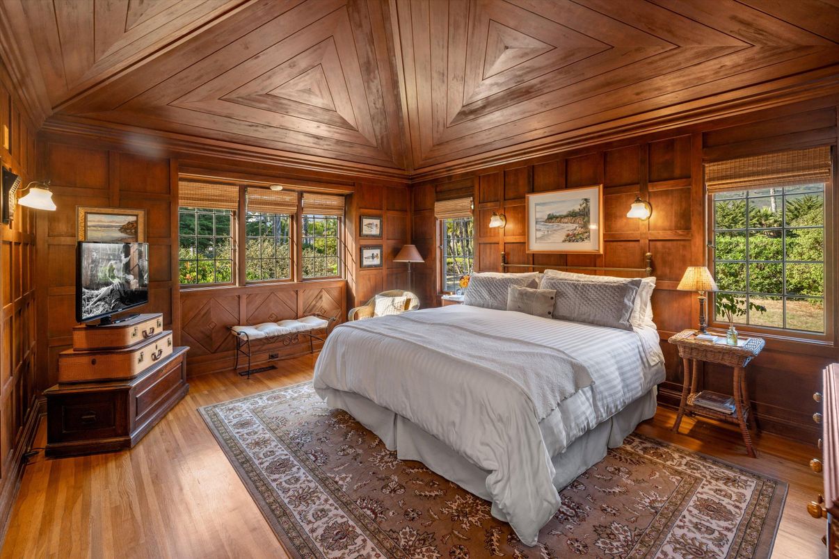 Bedroom, Interior, Pendant Lights, Wooden Ceilings, Wood Texture Flooring, Wooden Walls