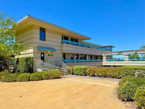 Exterior, Facade, None