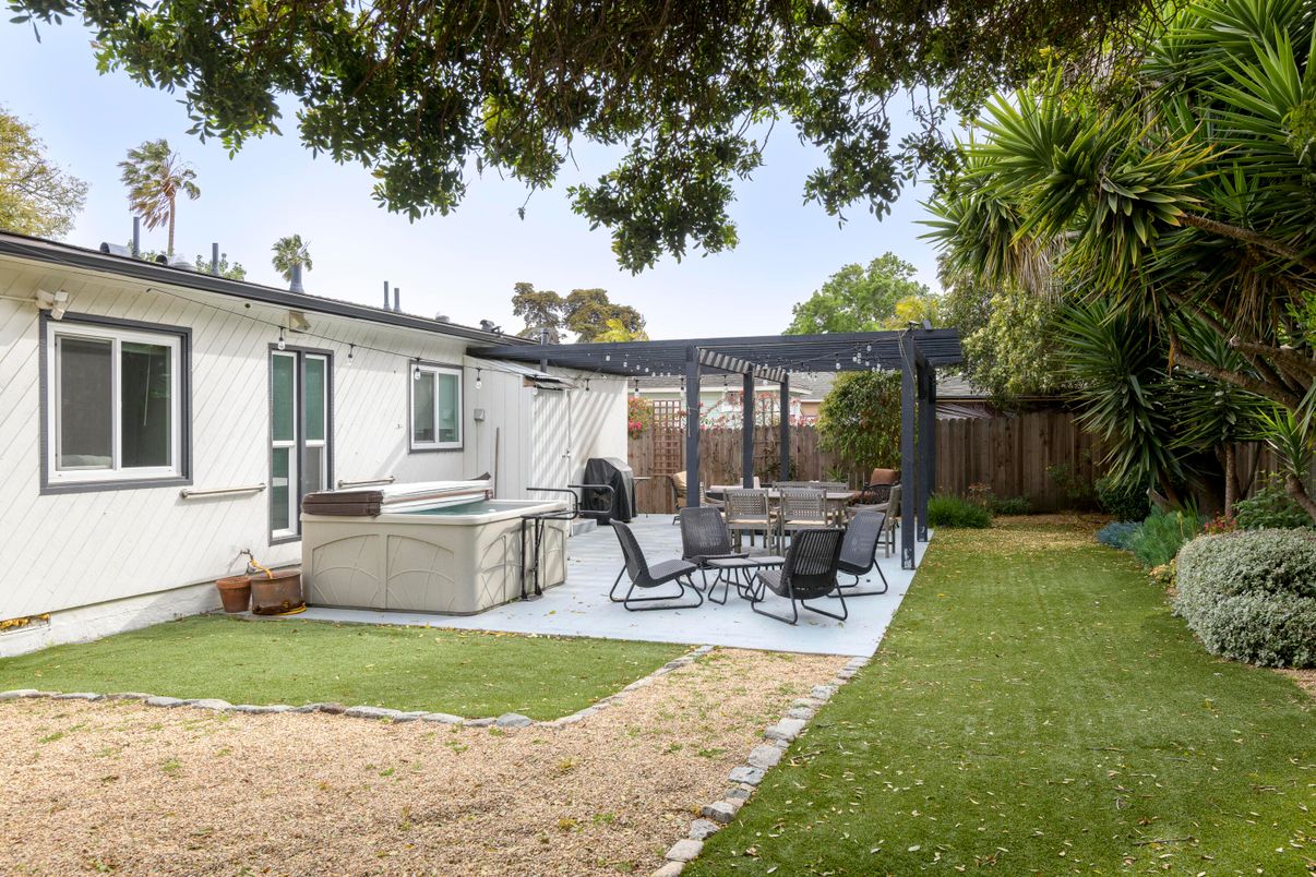 Backyard, Exterior, Hot Tub