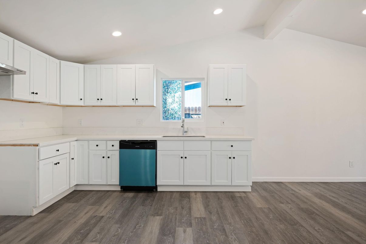 DE Listing image placeholder