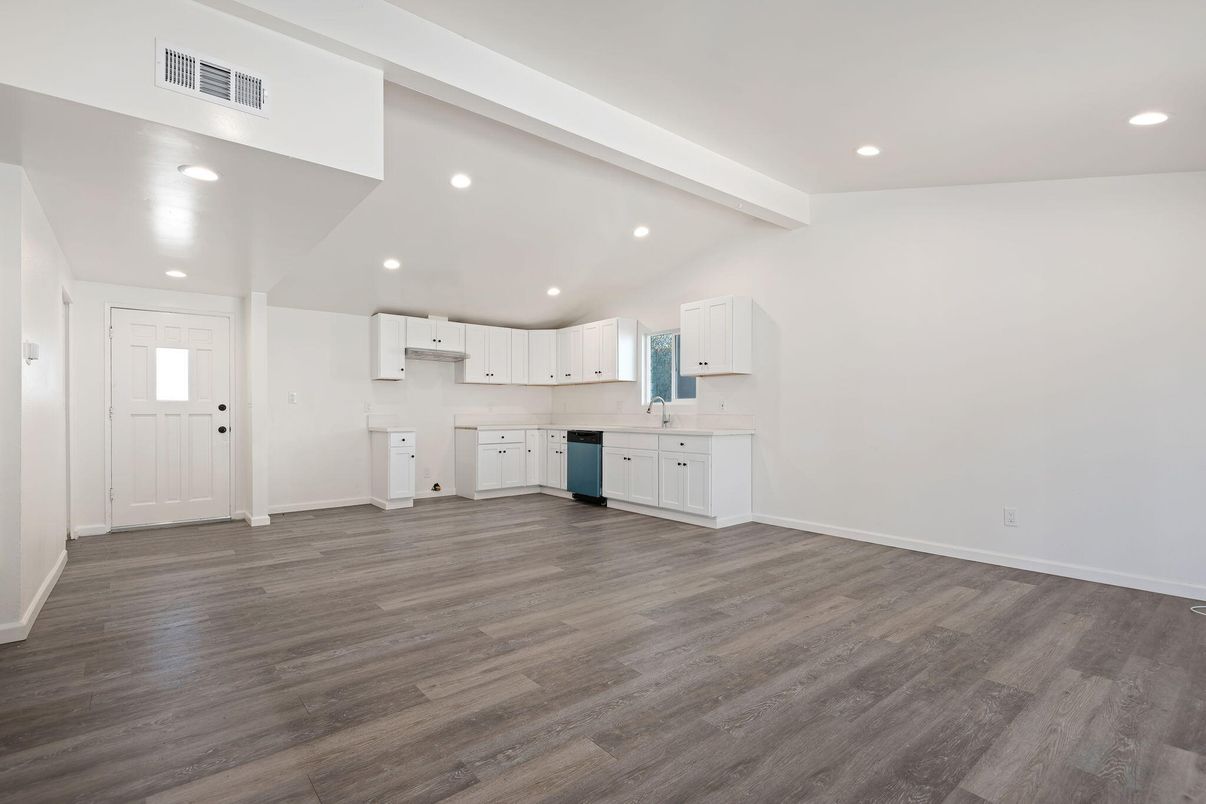 DE Listing image placeholder