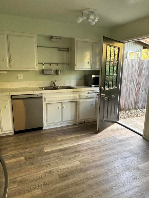 Interior, Kitchen, Wood Texture Flooring