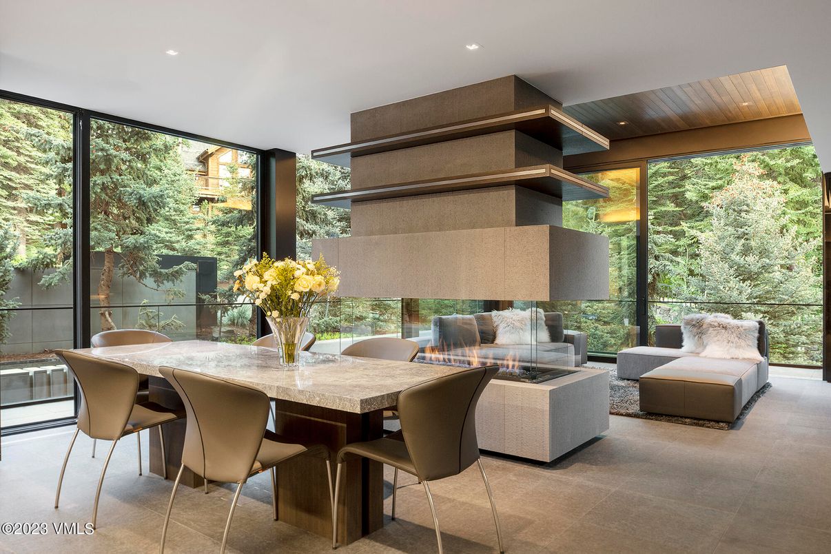 Dining room, Interior, Recessed Lighting