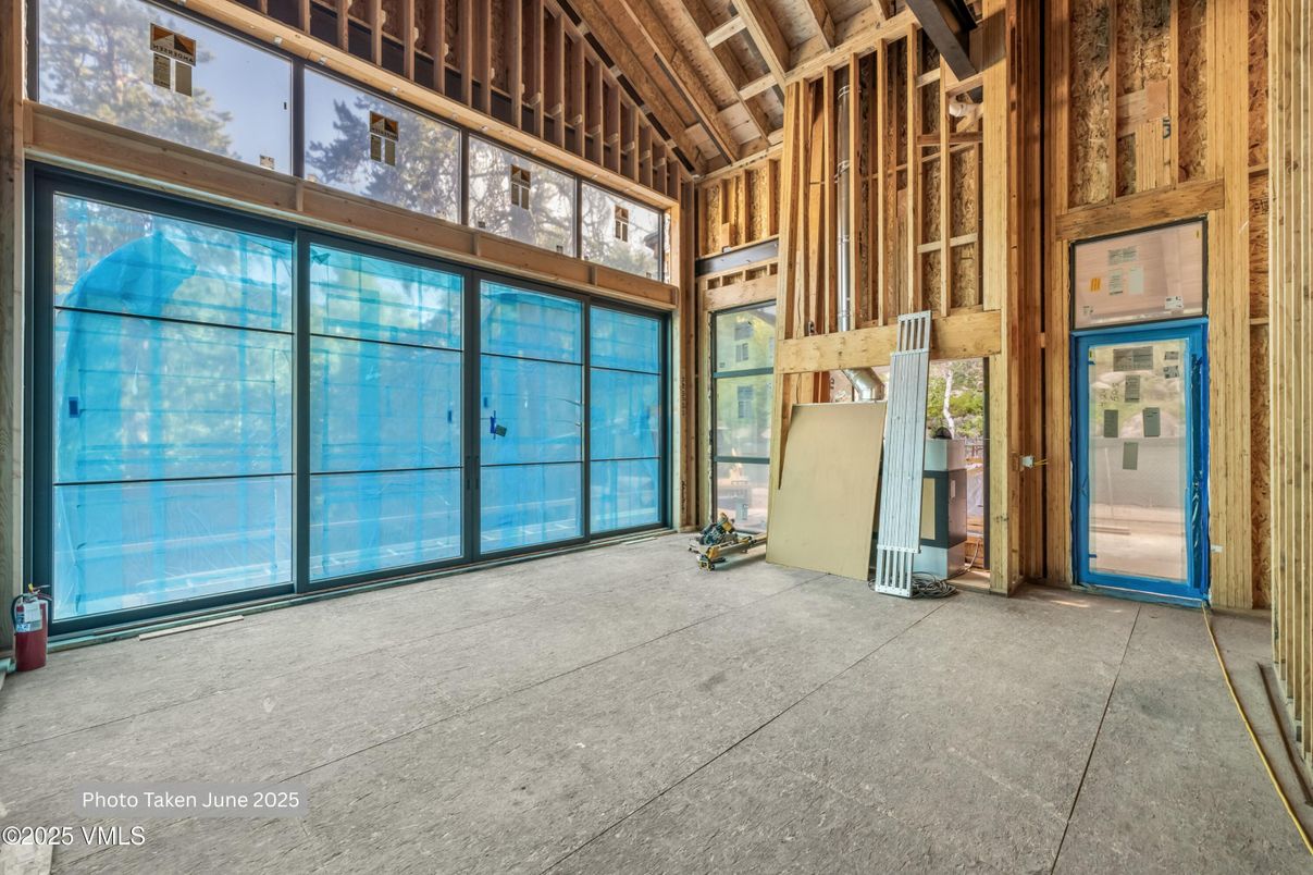 Empty room, Interior, Wooden Beams, Wooden Ceilings, Wooden Walls
