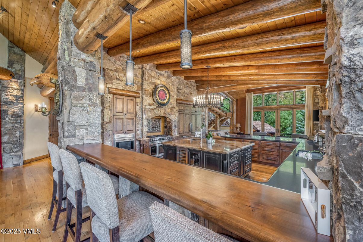 Chandelier, Dining room, Interior, Kitchen, Pendant Lights, Stone Walls, Wooden Beams, Wooden Ceilings, Wood Texture Flooring