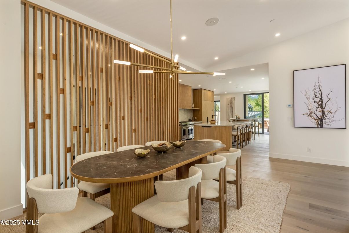 Dining room, Interior, Kitchen, Pendant Lights, Recessed Lighting, Wood Texture Flooring