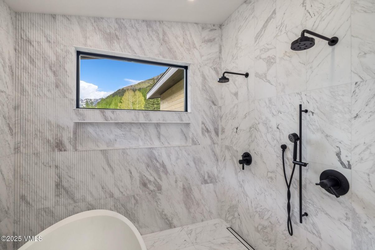 Bathroom, Interior, Marble, Marble Walls, Recessed Lighting