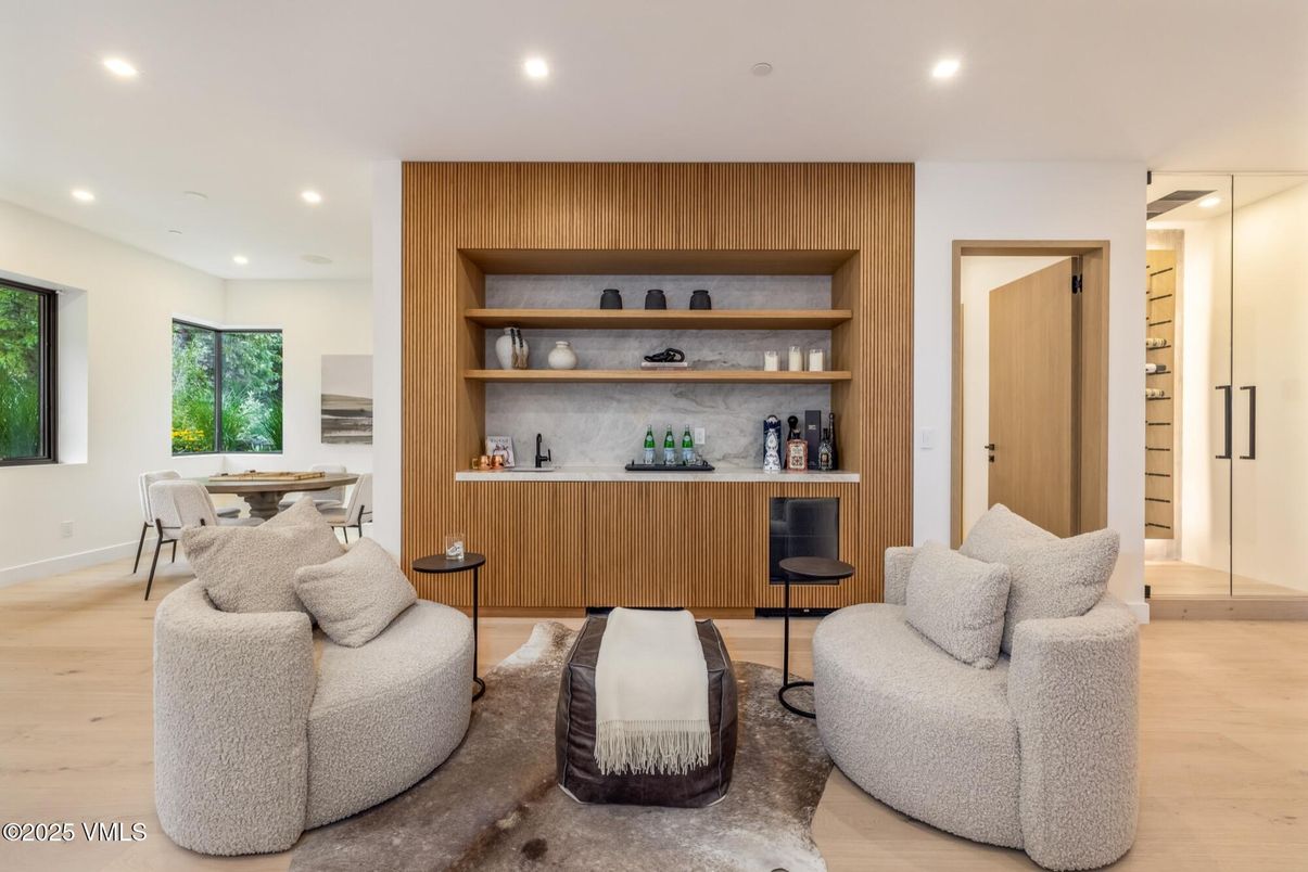 Dining room, Interior, Living room, Recessed Lighting, Wood Texture Flooring