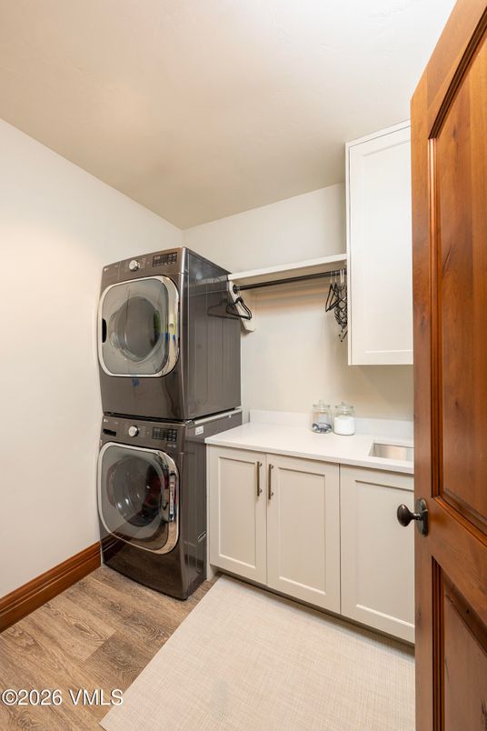 DE Listing image placeholder