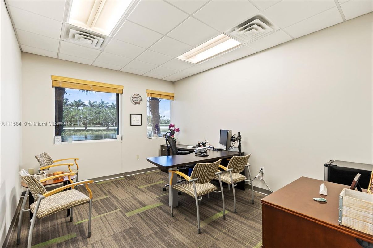 Home Office, Interior, Recessed Lighting, Wood Texture Flooring