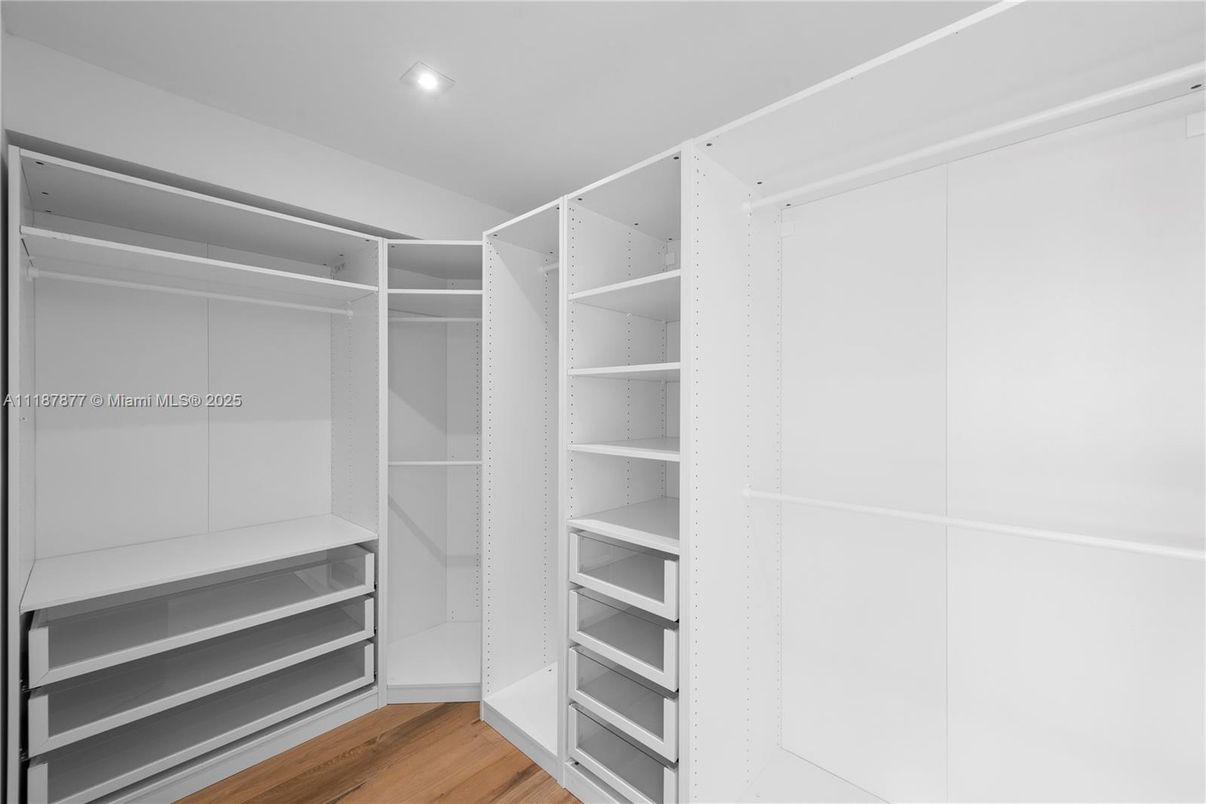 Interior, Recessed Lighting, Walk-in Closets, Wood Texture Flooring