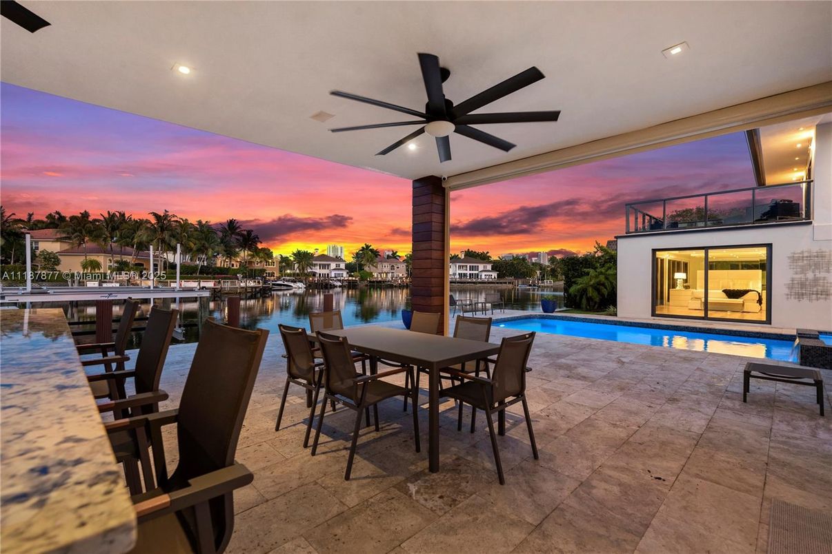 Exterior, Pool, Recessed Lighting, Water