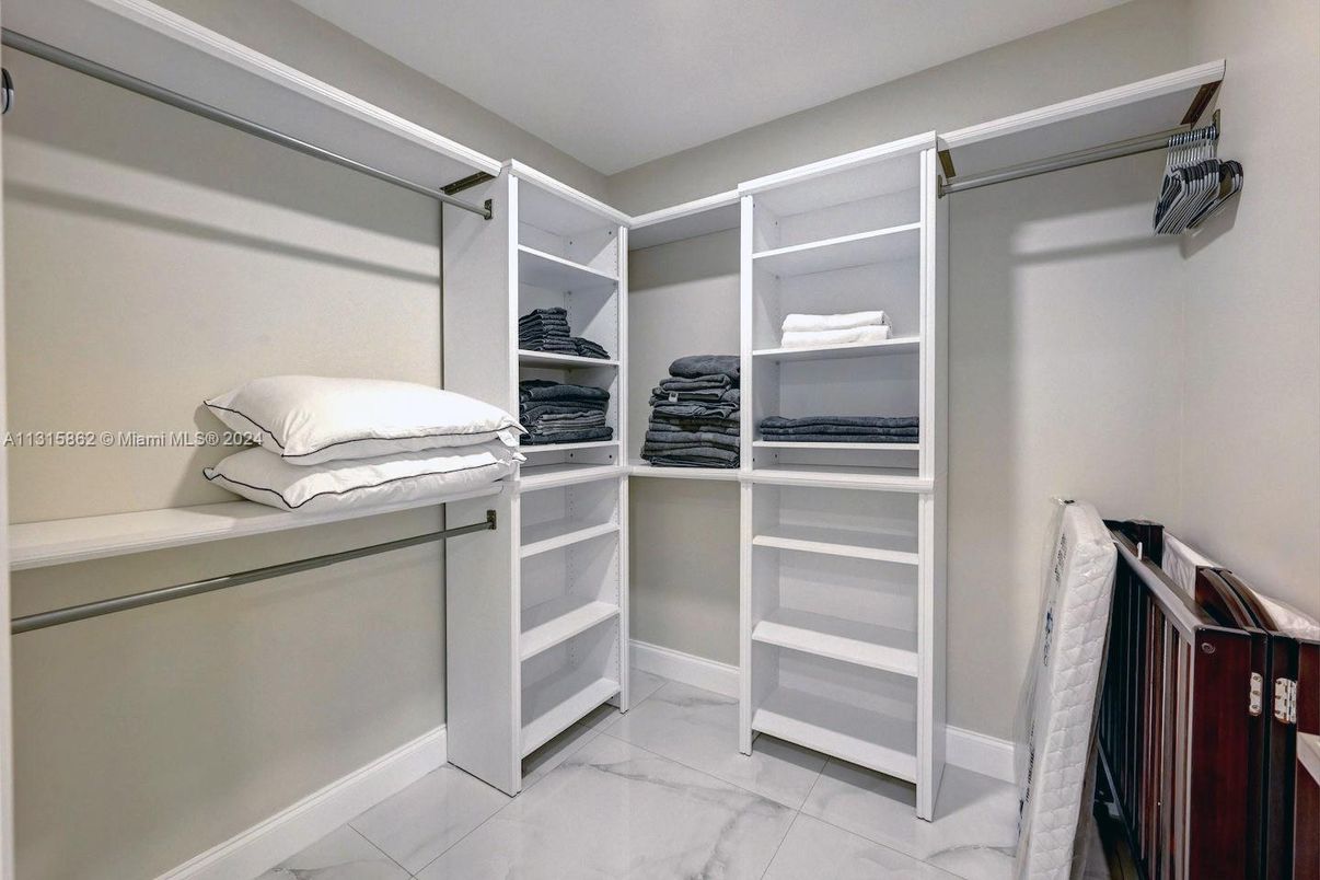 Interior, Marble, Walk-in Closets