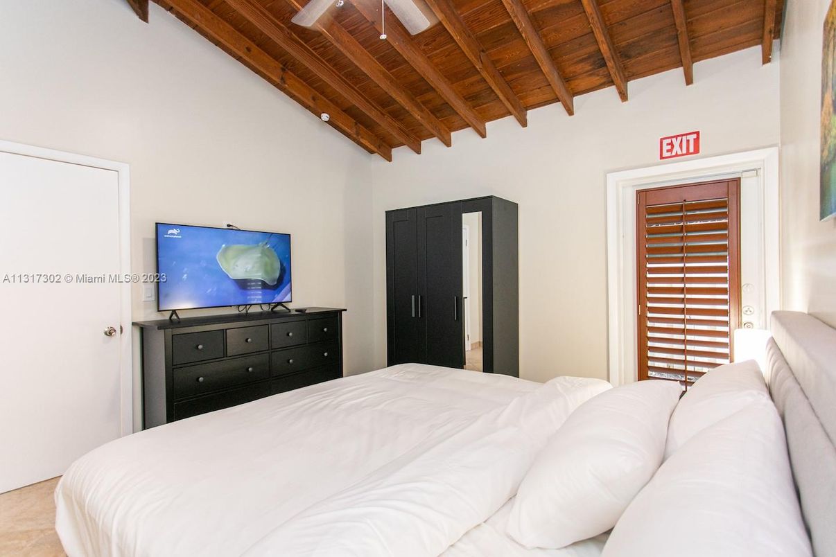 Bedroom, Interior, Wooden Beams, Wooden Ceilings