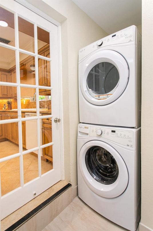Interior, Utility Closets, Washer
