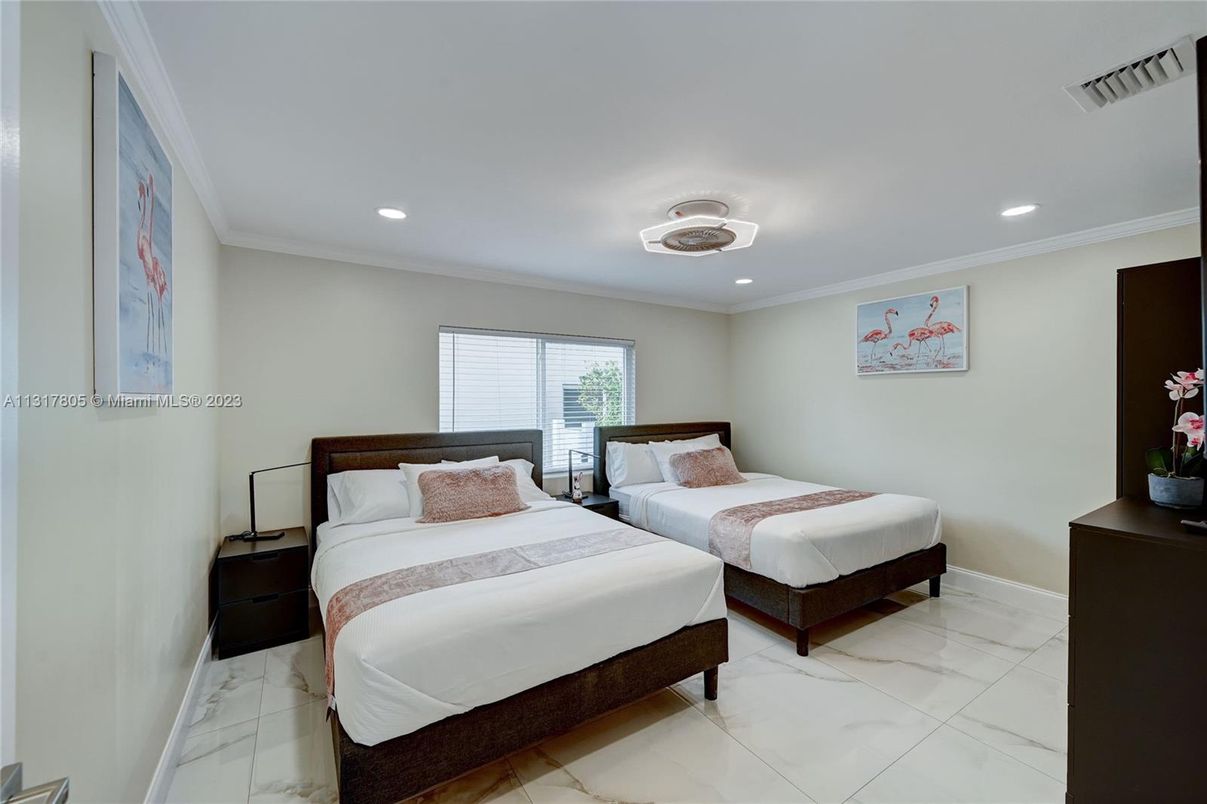 Bedroom, Interior, Marble, Recessed Lighting