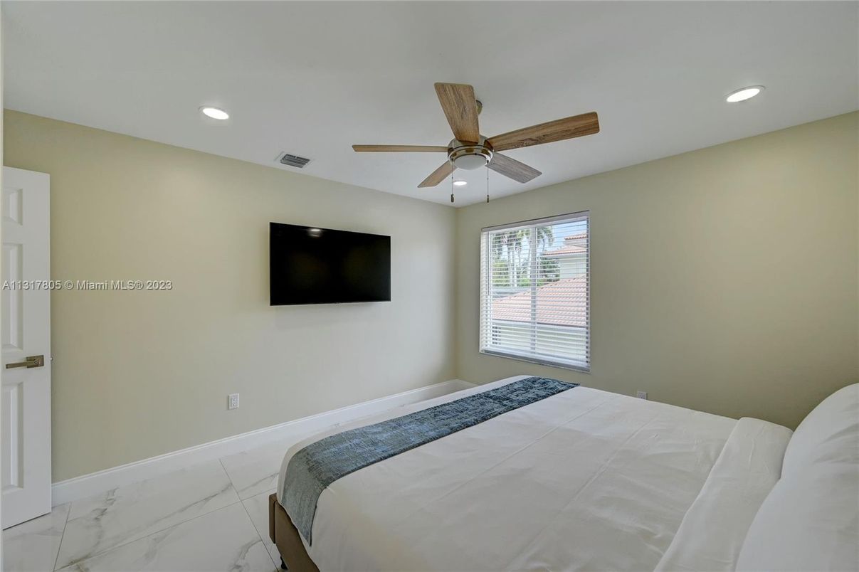 Bedroom, Interior, Marble, Recessed Lighting