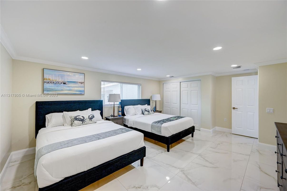 Bedroom, Interior, Marble, Recessed Lighting