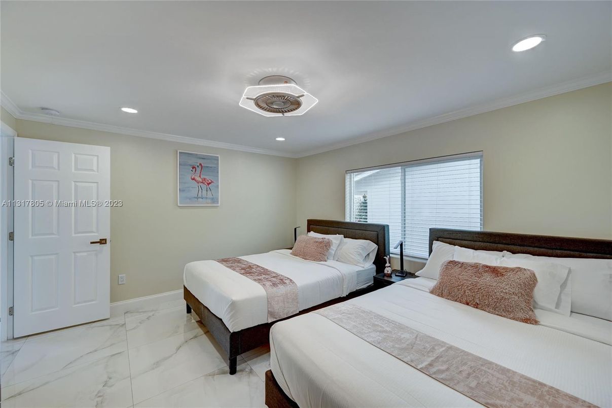 Bedroom, Interior, Marble, Recessed Lighting