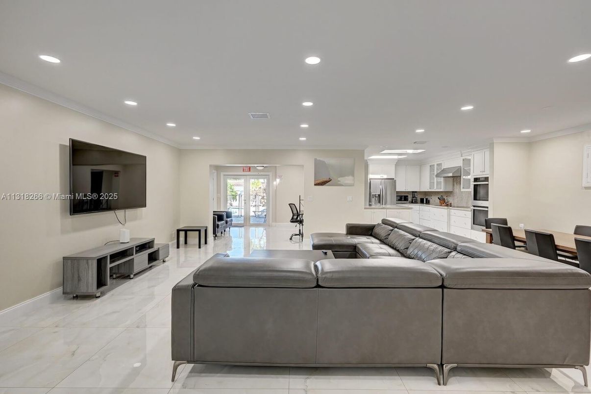Dining room, Interior, Kitchen, Living room, Marble, Recessed Lighting