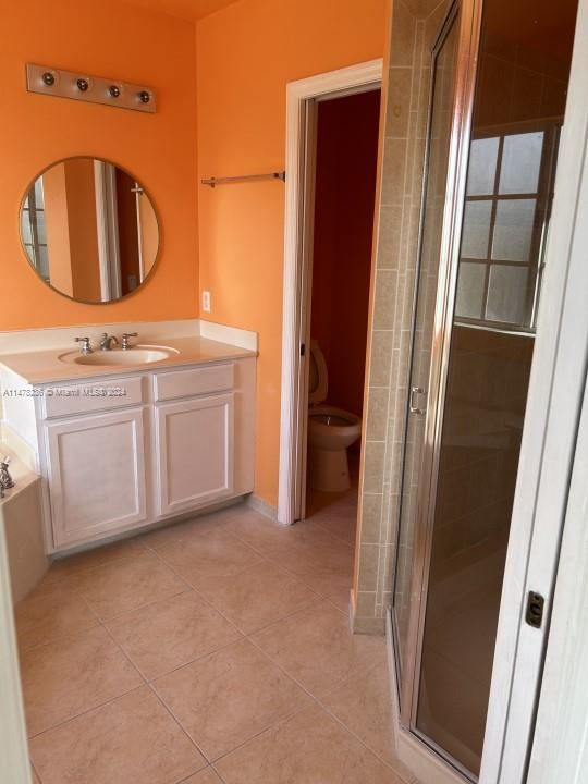 Bathroom, Dual Sink Vanities, Glass Shower, Interior