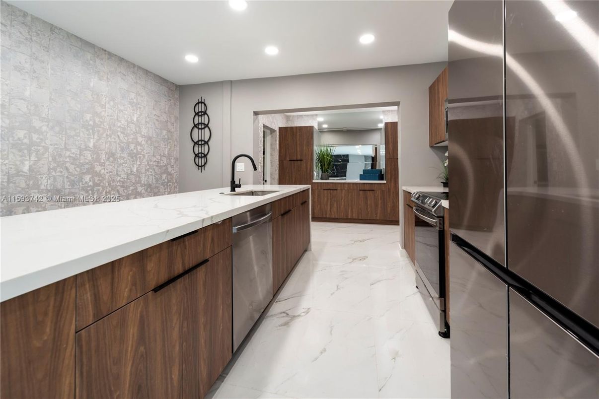 Interior, Kitchen, Marble, Recessed Lighting, Stainless Steel Appliances