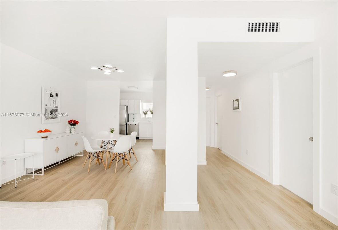 Dining room, Interior, Wood Texture Flooring