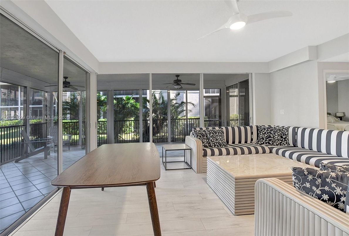 Interior, Living room, Sun Room, Wood Texture Flooring