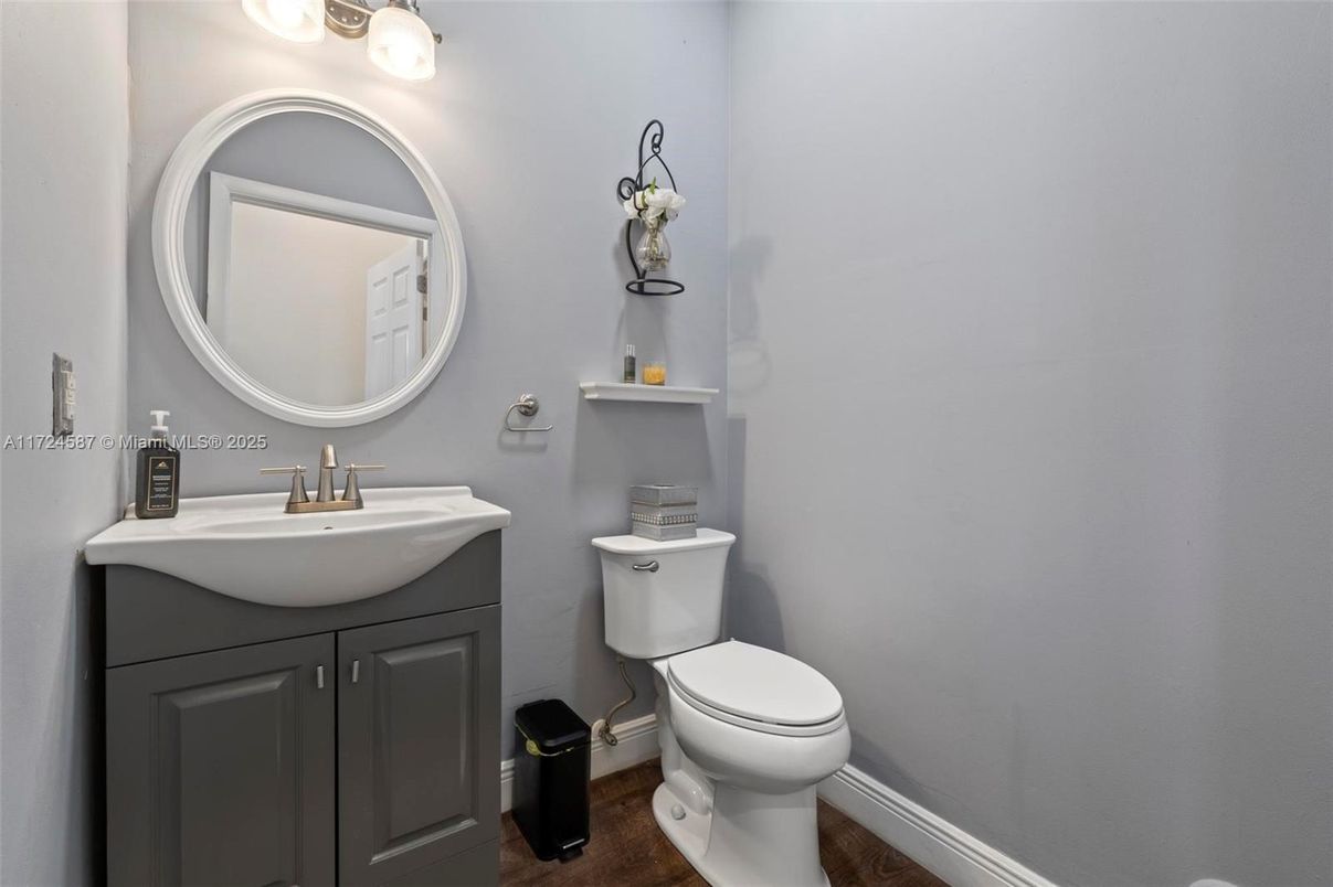Bathroom, Interior, Wood Texture Flooring