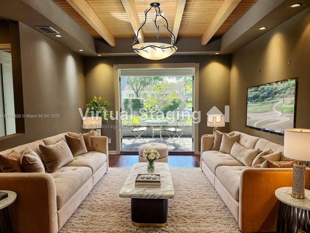 Interior, Living room, Pendant Lights, Recessed Lighting, Wooden Beams, Wooden Ceilings, Wood Texture Flooring