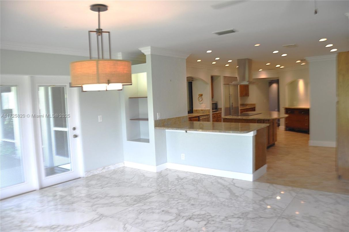 Interior, Kitchen, Marble, Pendant Lights, Recessed Lighting