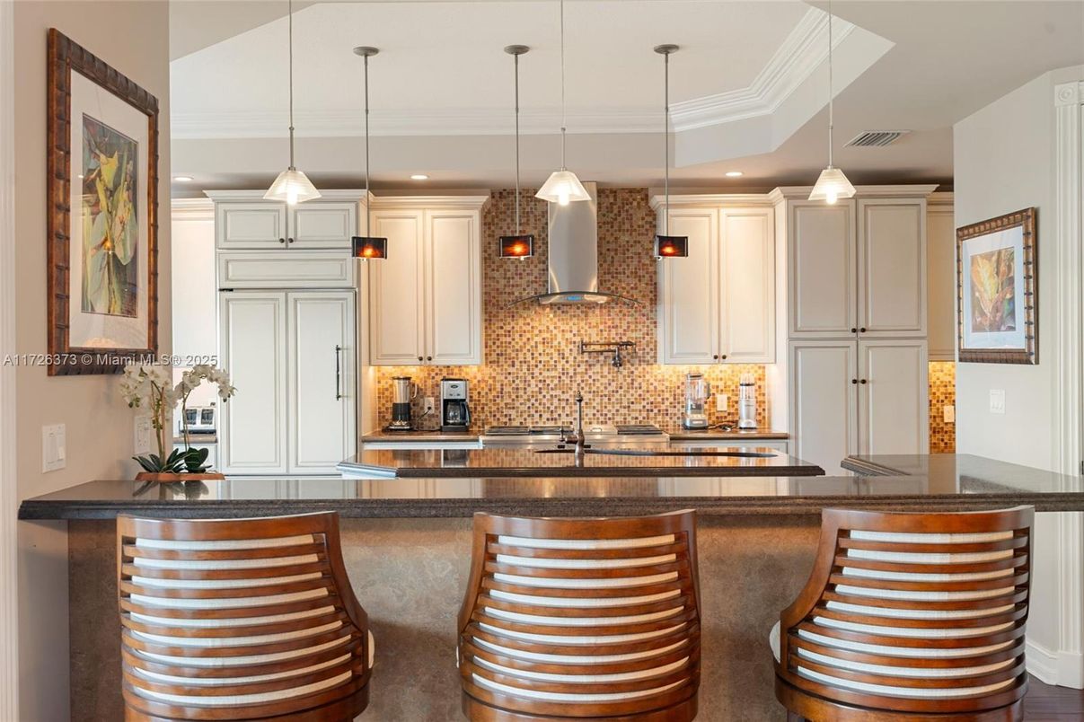 Interior, Kitchen, Pendant Lights, Recessed Lighting