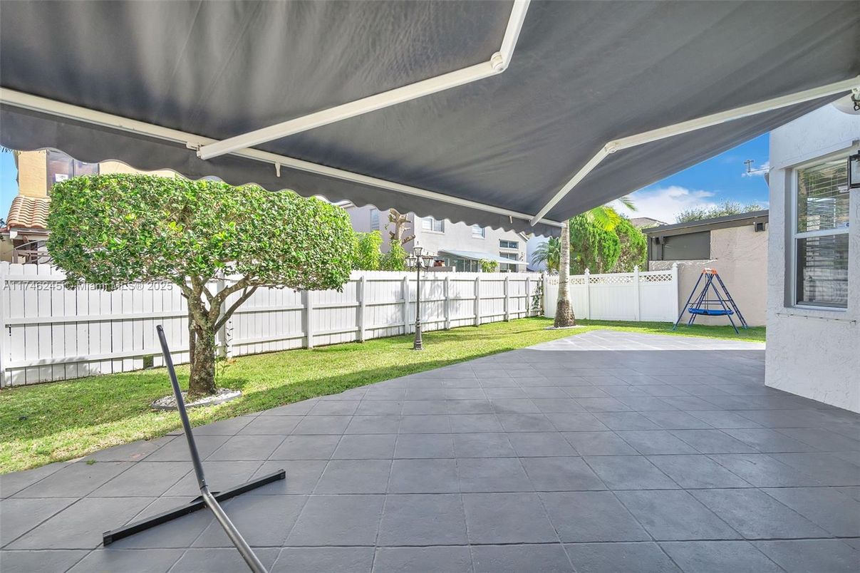 Backyard, Exterior, Playground