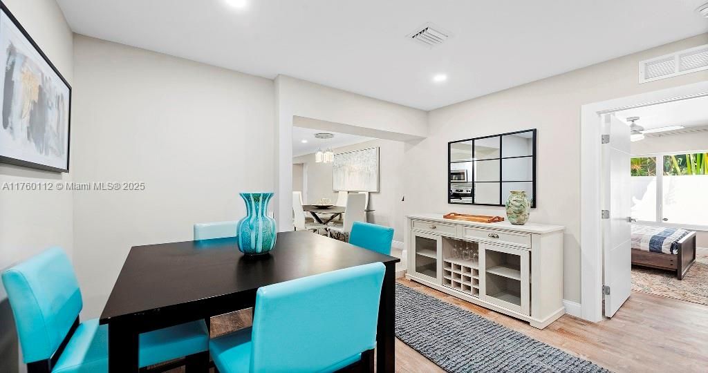 Bedroom, Dining room, Interior, Recessed Lighting, Wood Texture Flooring