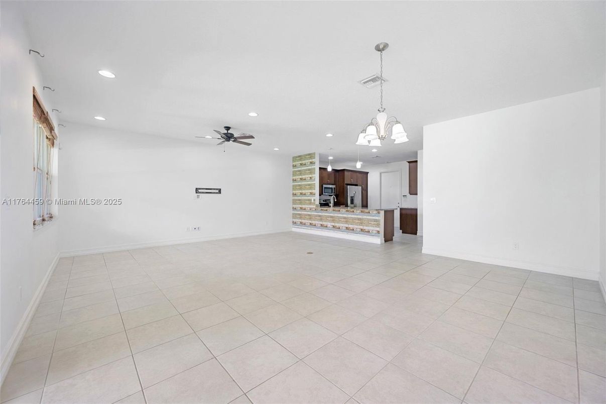 Empty room, Interior, Kitchen, Pendant Lights, Recessed Lighting